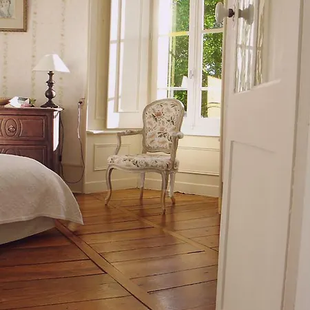 Château De Sédaiges Bed and breakfast *